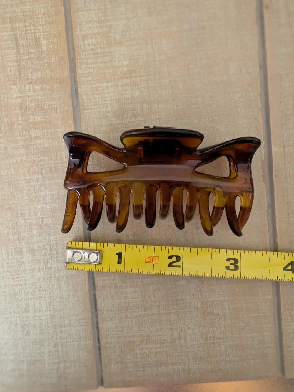 Vintage 90s Classic French Molded Claw Clip
